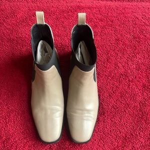 Everlane booties
